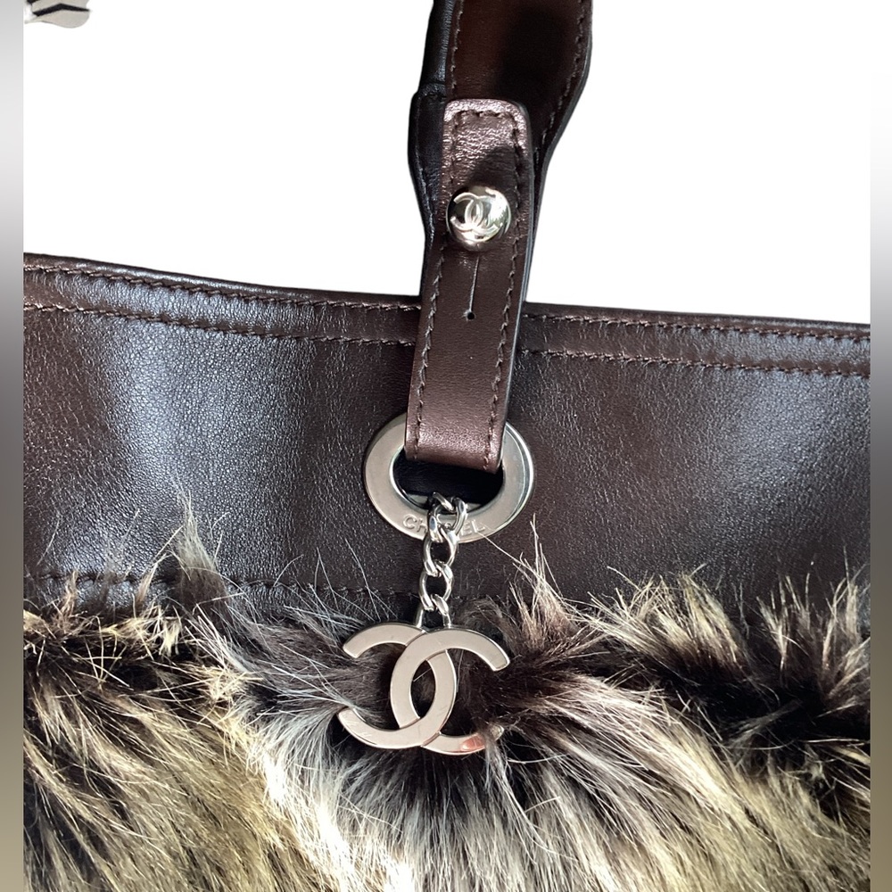 Chanel Paris Biarritz Fantasy Fur Tote. MC - Picture 2 of 16